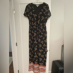 Size L Black and Floral Romper
